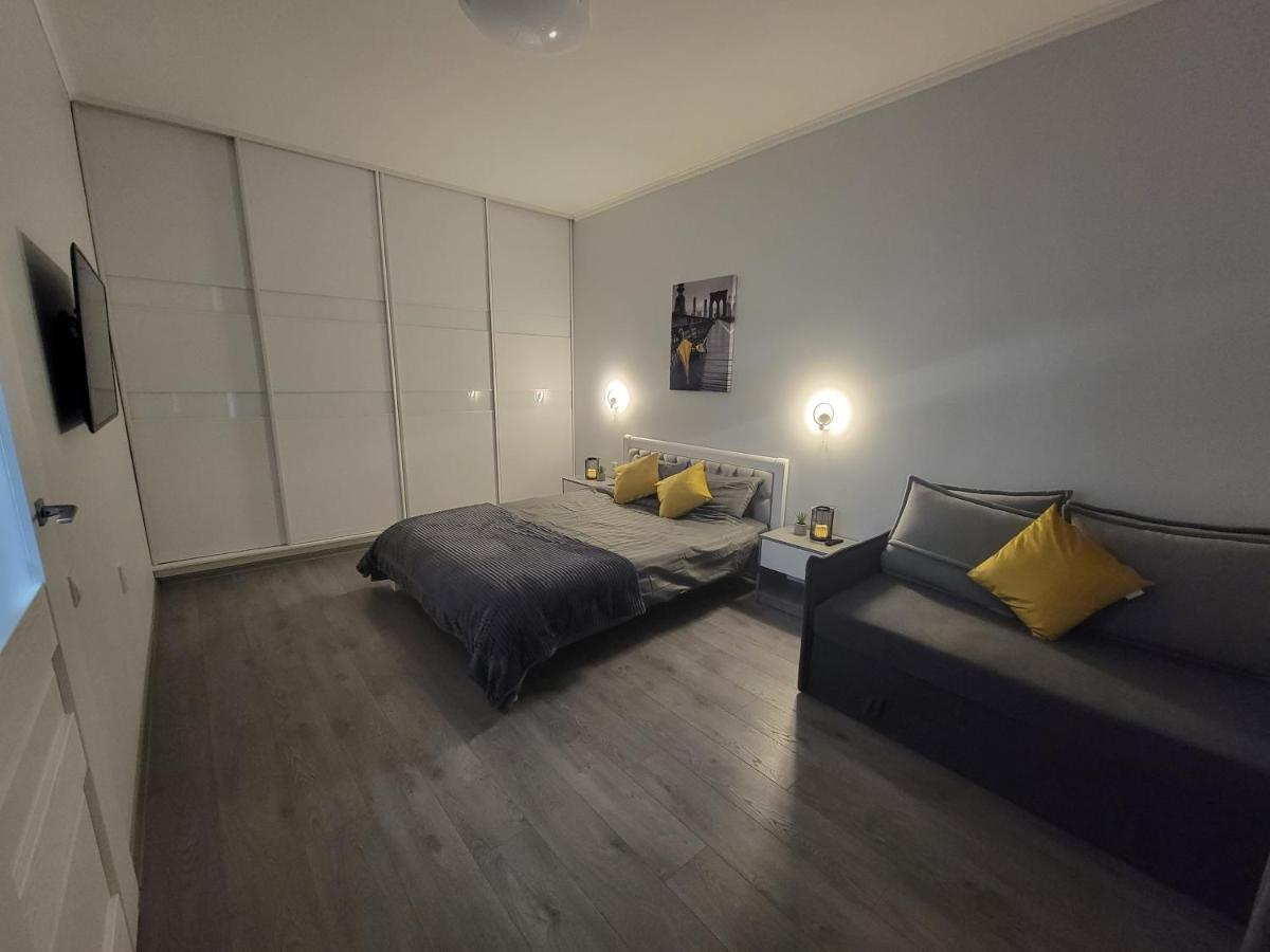 Warm & Cozy Apartment In The Heart Of Historical Lviv Exterior photo